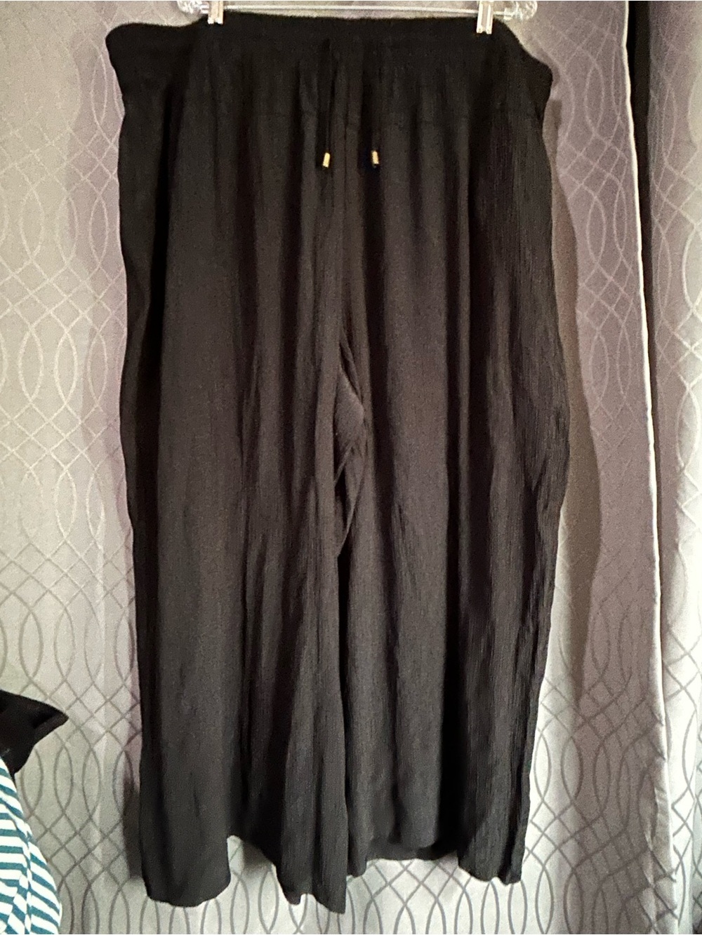 Terra & Sky Black Relaxed Drawstring Joggers